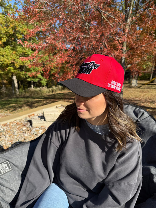 Victory Red Mom